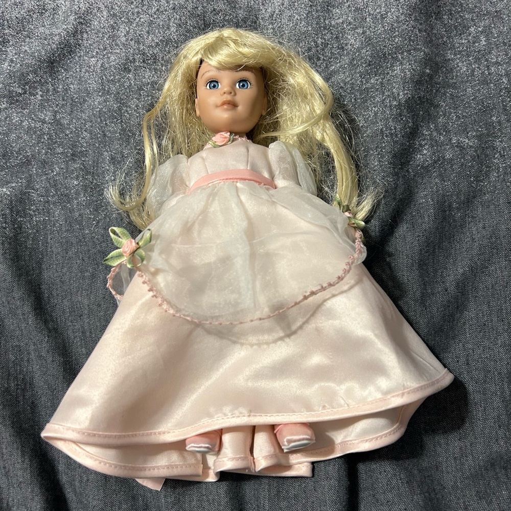 Madame Alexander FAO Schwarz Doll